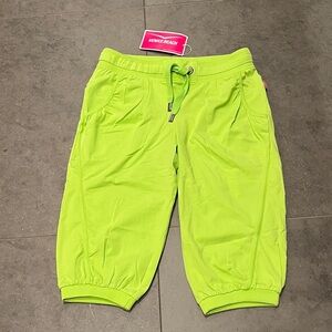 Vibrant Green Capri Pants